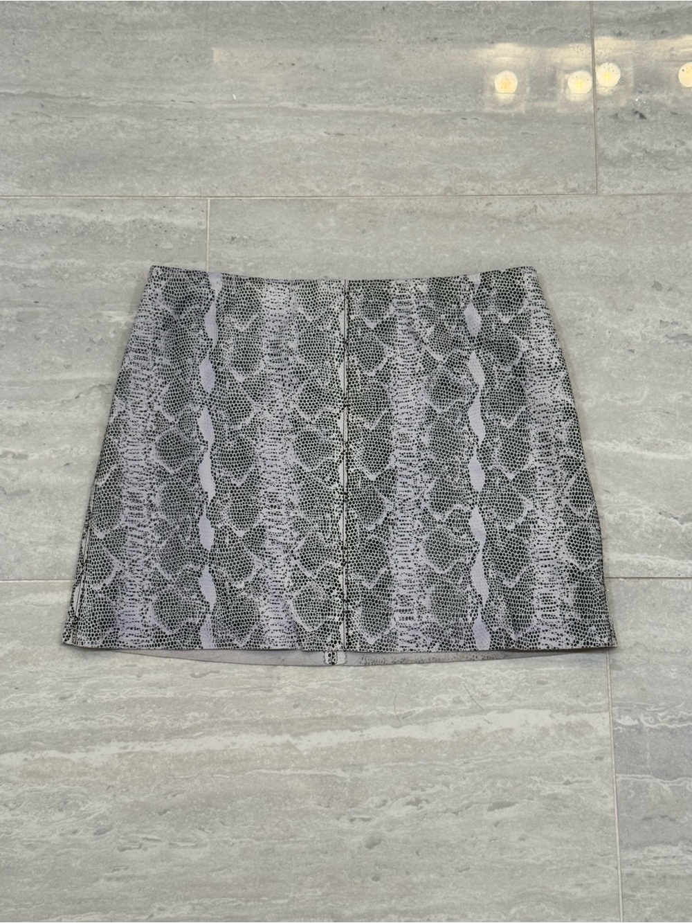 Alice + Olivia Gray Snake-Print Mini Skirt